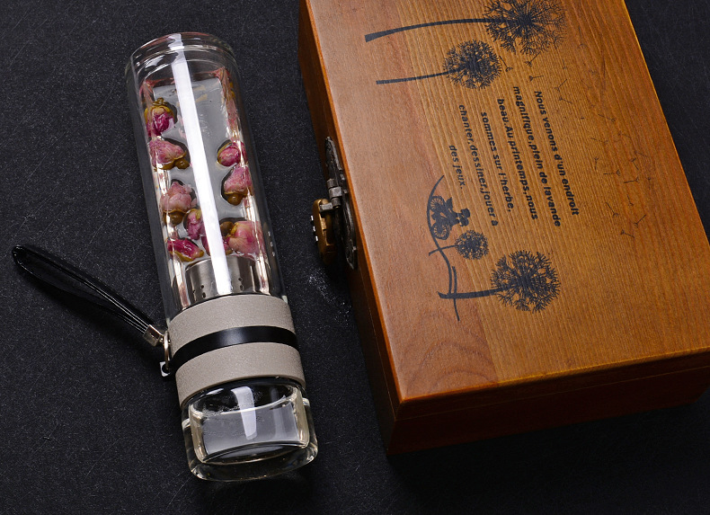 三棵树上街专卖店