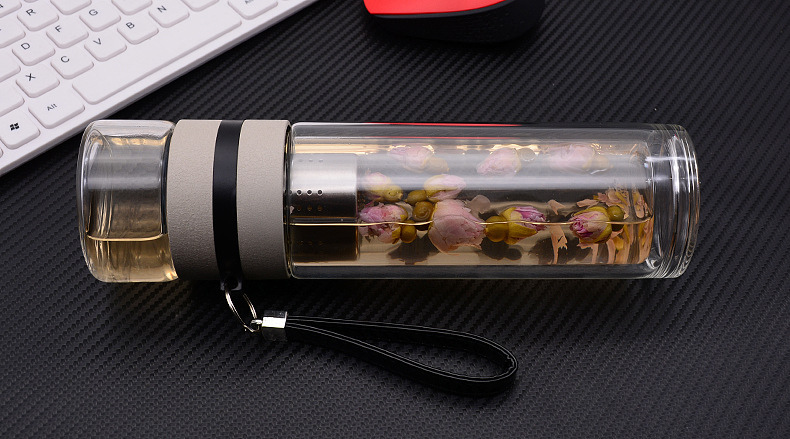 三棵树上街专卖店