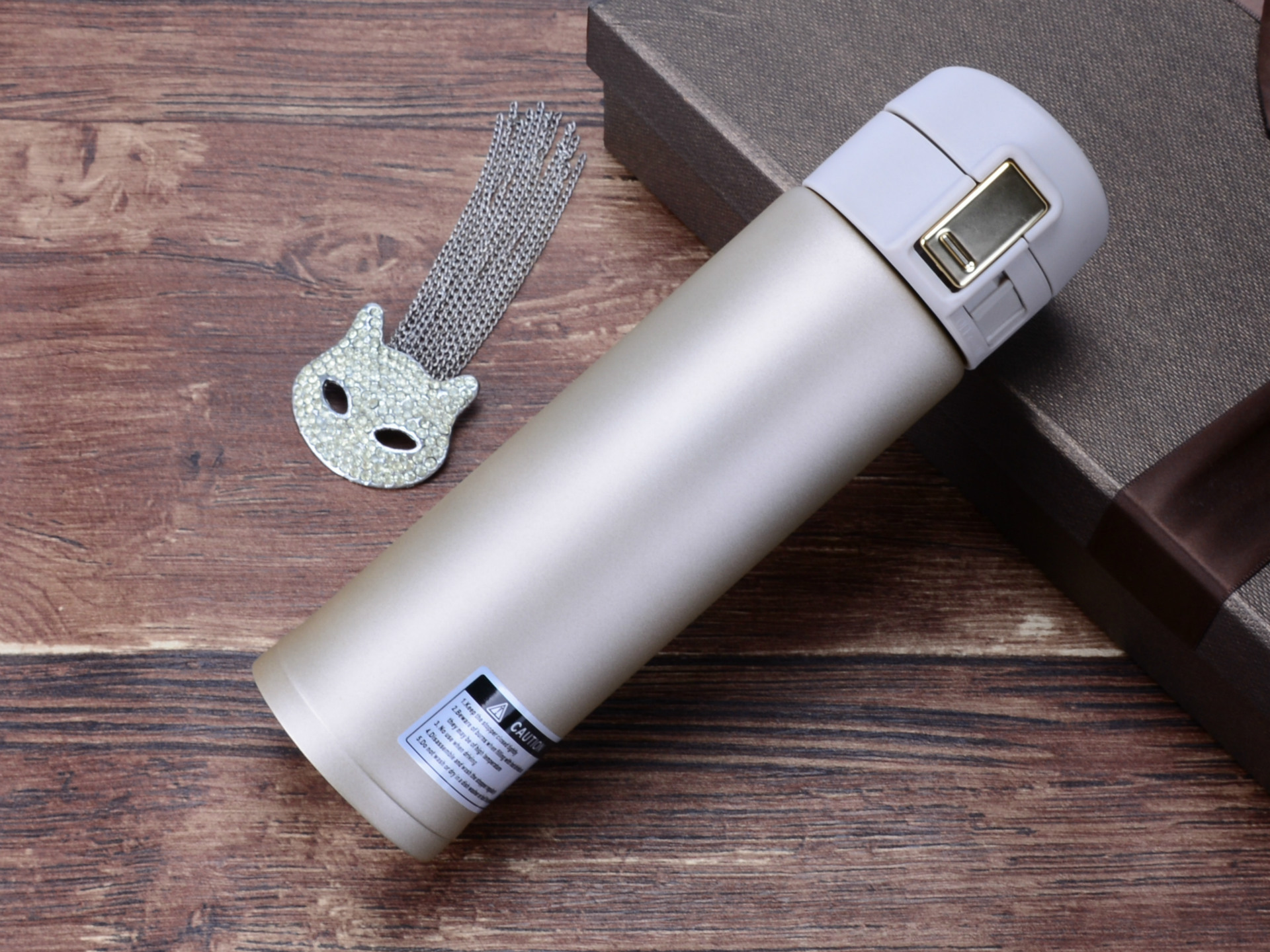 新款不锈钢弹跳保温杯